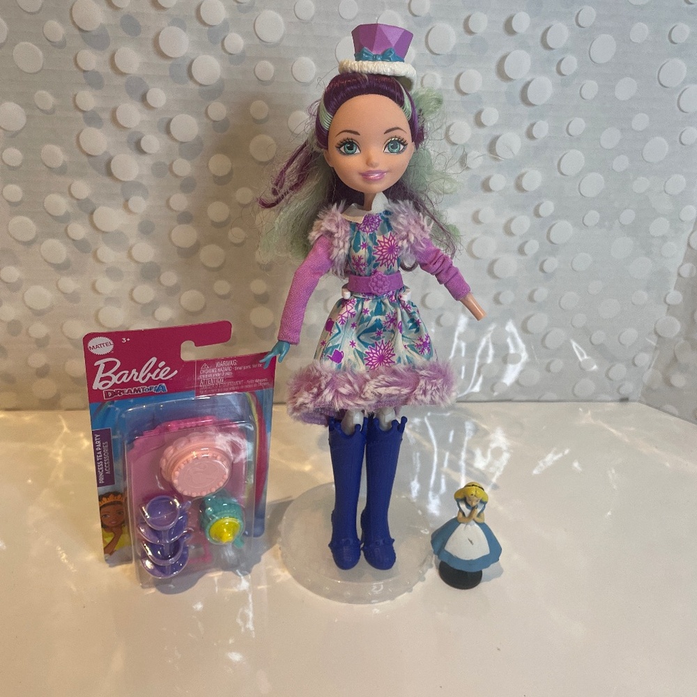 Ever After High Madeline Hatter ❄️🎩Epic Winter Doll